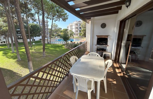 Aldeia das Acoteias Apartment | Luxury Apartment With Pools, 30 Min From Airport