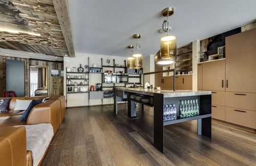 Tignes le Lac Apartment | Luxury Apartment with Spa and Jacuzzi at the Foot of the Slopes in Tignes