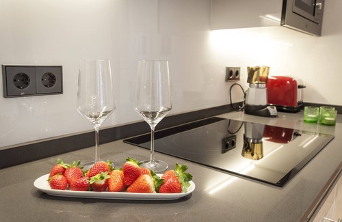 Chueca Apartment | Luxury Aprt. Trendy Chueca, Madrid Center, Walk to Museums, Plazas and Gran Via
