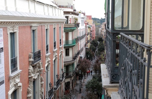 Huertas Apartment | Luxury Apt. Central Madrid. Barrio Letras, Wallk to Museum, Plazas and GranVia