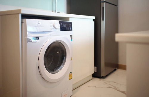 Chang Khlan Condo | Luxury Astra Sky River Apartment