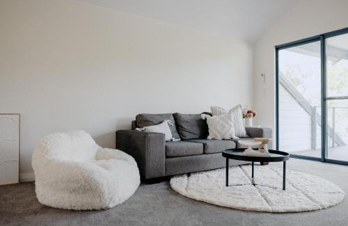 Quindalup House | Luxury at the Cove