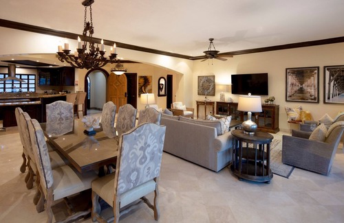 El Medano Ejidal Villa | Luxury at Your Fingertips: Spacious Penthouse - Villa La Estancia 1502
