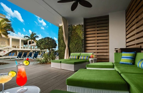 Marco Island Villa | Luxury awaits - relaxed beachfront villas - 2 restaurants, a BBQ area & 3 pools.