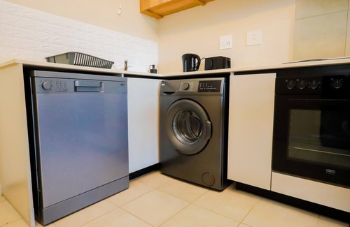Umhlali Apartment | Luxury Ballito Stay | Balcony | Pool