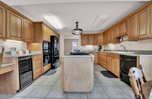 Lynn Haven House | Luxury Bathroom Home with Game Room 25 Mins to PCB