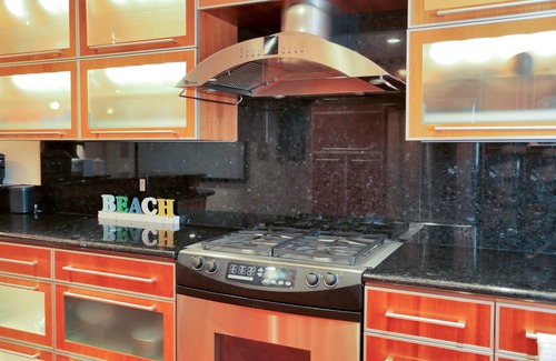 Central Mission Beach Condo | Luxury, Bay Views , Dual Master, 2 Car Garage