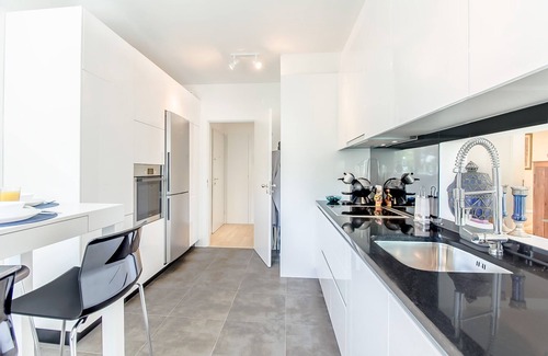 Oeiras Apartment | Luxury Beach Experience in Lisbon