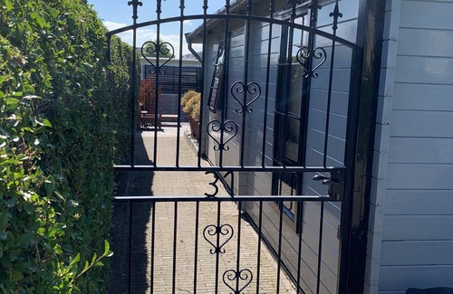 Hoek van Holland Ski Chalet | luxury beach house | 5 pers. | 5 minutes from the beach