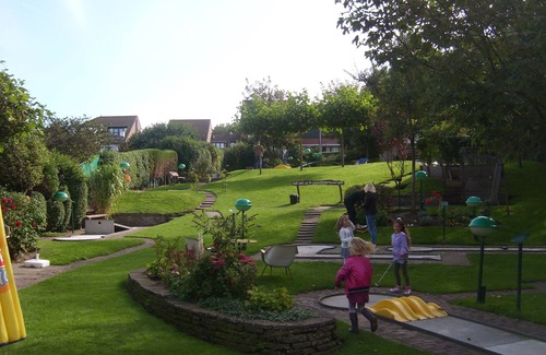 Wijk aan Zee Ski Chalet | Luxury beach house equipped with every luxury (wifi/royal bathroom etc).