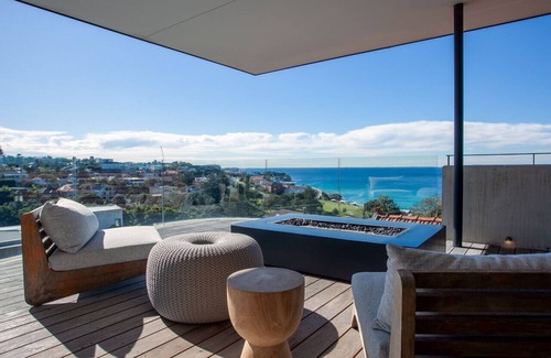 Bronte House | Luxury Beach House Overlooking Bronte Beach