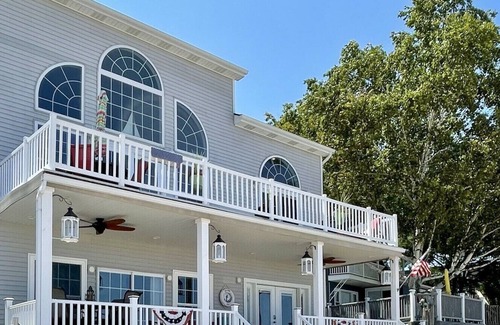 Caseville House | Luxury Beach House, Sandy Beach, Family Friendly, Spacious
