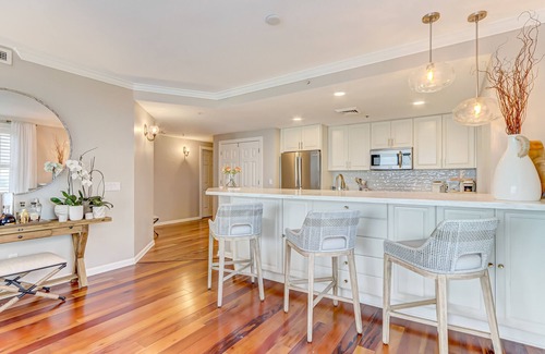 Jacksonville Beach Condo | Luxury Beachfront property with a gorgeous view.