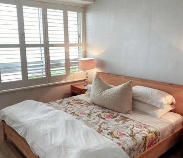 Shaka's Rock Villa | Luxury Beach Villa (On the Beach)