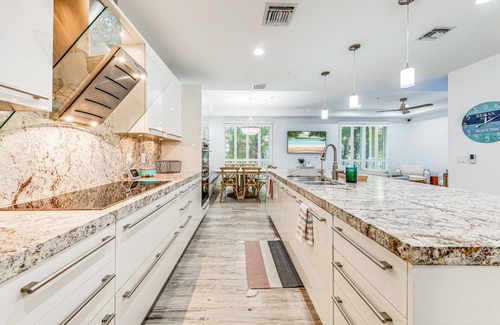 North Beach House | Luxury beach villa with rooftop terrace and amazing views of the ocean