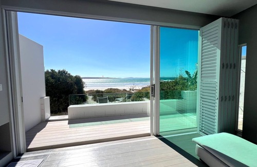 Langebaan Villa | Luxury Beachfront Cottage