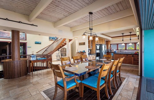 Kailua-Kona House | Luxury Beachfront Home w/Pool, Spa, AC & Stunning Sunset Views at Mermaid Cove