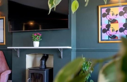 Herne Bay Apartment | Luxury Beachfront Penthouse, Panoramic Sea Views