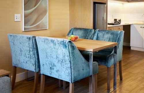 Umhlanga Apartment | Luxury Beachfront Retreat | Balcony | Pool