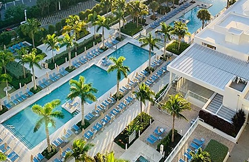 Marco Island Resort | LUXURY BEACHFRONT CRYSTAL SHORES RESORT, 2-BEDROOM VILLA