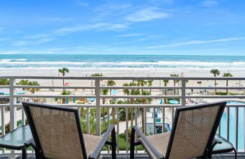 Brush - Stewarts House | Luxury Beachfront Villa Resort Ocean Walk