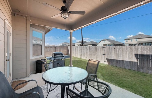San Antonio House | Luxury Beautiful House near SeaWorld and Six Flags Fiesta Texas