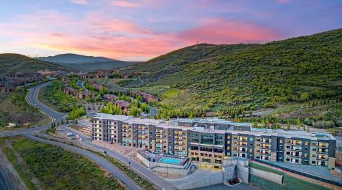 Park City Apartment | Luxury Black Rock Resort Suite Unit B