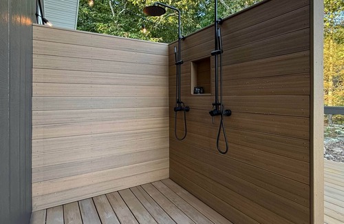 Menlo House | Luxury Bluff Cabin Hot Tub + Epic Mountain Views