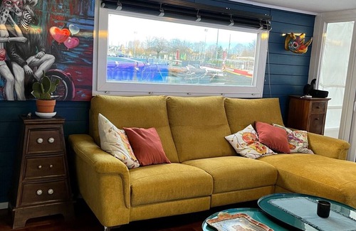 Draveil Boat Rental | Luxury boat at the gates of ParisFoot ashore for the Olympic Games