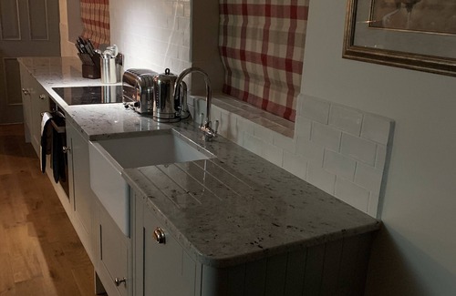 Skirpenbeck Cottage | Luxury Boutique Country Cottage With Hot Tub
