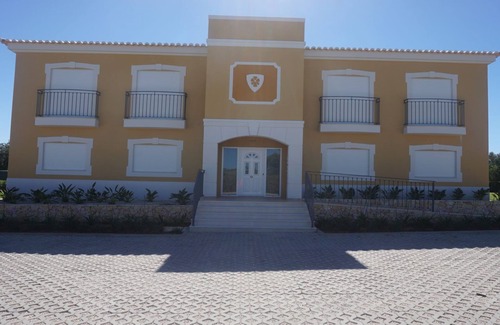 Atalaia Apartment | Luxury Brand New 2 Bedroom Apartment on Boavista Golf Resort, Lagos