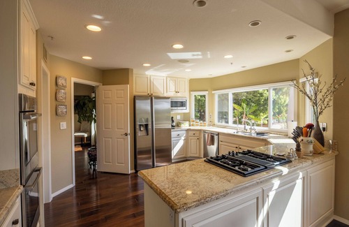 Encinitas House | Luxury Brookside Retreat in Olivenhain (Encinitas)