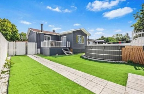 Chateauguay House | Luxury bungalow in Châteauguay