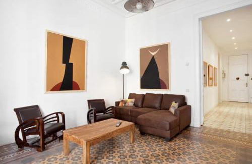 Dreta de l'Eixample Apartment | Luxury Business Apartment Gran Vía - 2 rooms - Romantic Eixample - 8min Passeig Gràcia