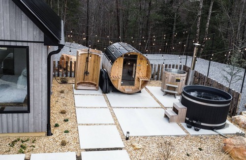 Hayesville Cabin | Luxury Cabin - Mountain Views - Hot Tub & Sauna