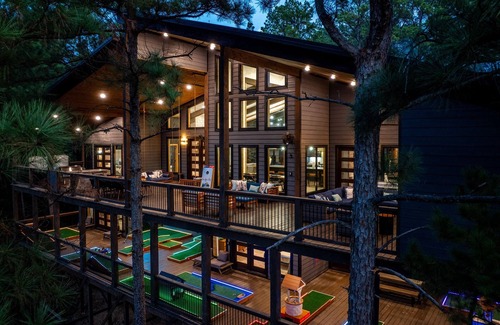 Broken Bow Cabin | Luxury Cabin Private Pond 3k sqft Covered Deck