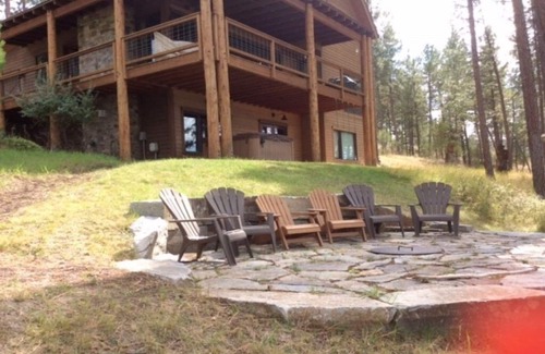 Eureka House | Luxury Cabin Wilderness Club Montana