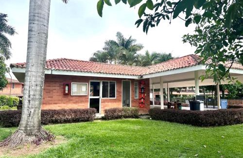 Puerto Tejada House | Luxury Campestre El Castillo