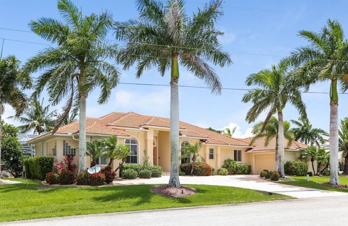 Burnt Store Isles House | LUXURY Canal Front Home