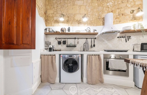 Historic Castle District Apartment | Luxury Castle Retreat