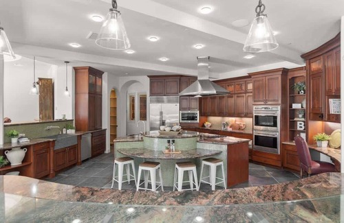 Davis Other | Luxury Castle Villa at UC Davis