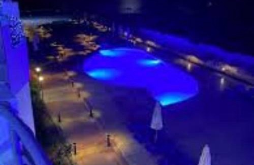 Village Road Apartment | Luxury Cecelia resort