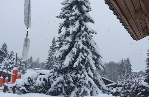 Les Carroz-d'Araches Ski Chalet | Luxury Chalet with Large Jacuzzi - Close to the Village - Family-friendly