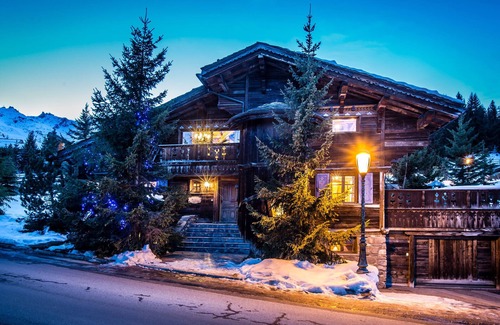 Courchevel Ski Chalet | Luxury Chalet in Courchevel with Pool, Hammam and Sauna