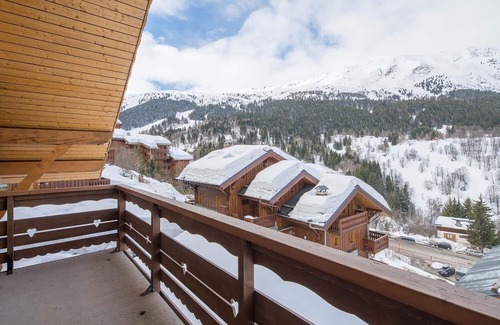 Meribel Centre Ski Chalet | Luxury chalet Méribel center 240m2 with spa and sauna