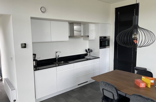 Enkhuizen House | Luxury Chalet with Exceptional Lake Views and Private Terrace in Enkhuizen