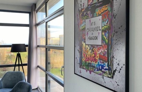 Enkhuizen House | Luxury Chalet with Exceptional Lake Views and Private Terrace in Enkhuizen