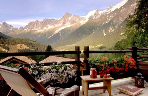 Les Houches Ski Chalet | Luxury chalet with free access to swimming pool and 5-star spa. Extraordinary view