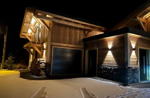 Sallanches Ski Chalet | Luxury chalet with Mont Blanc view and parking