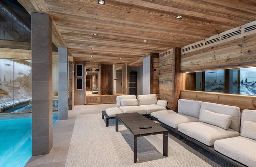 Courchevel Ski Chalet | Luxury Chalet with Private Pool Near Courchevel Slopes